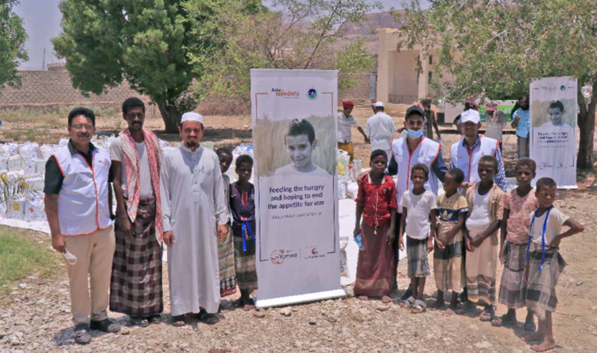 Aster Volunteers donate 75 tonnes of food to 1500 underprivileged families in Yemen